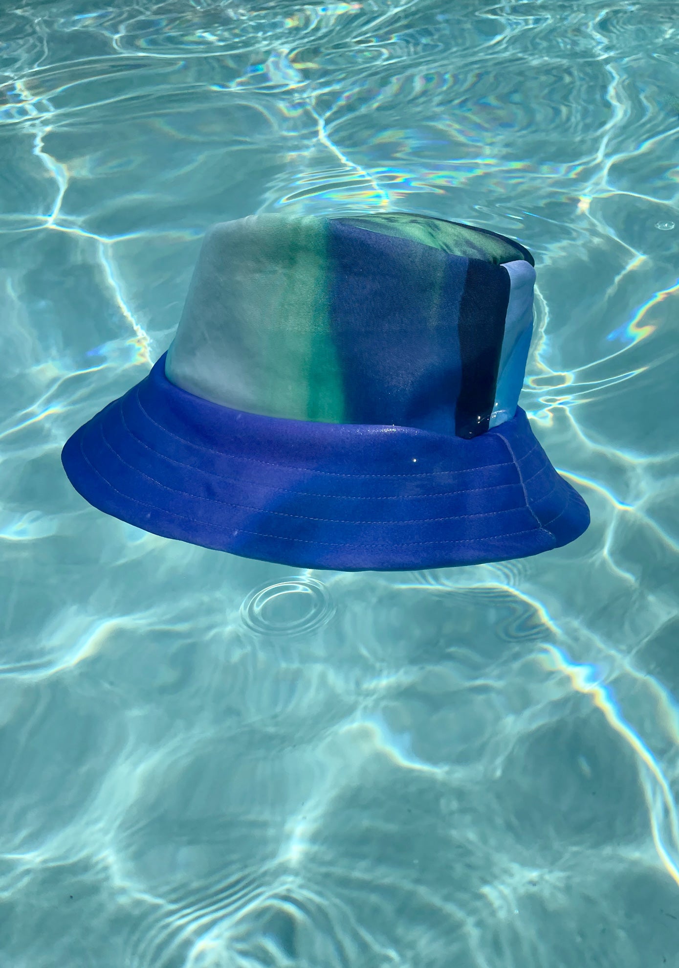 Northern Lights Bucket Hat